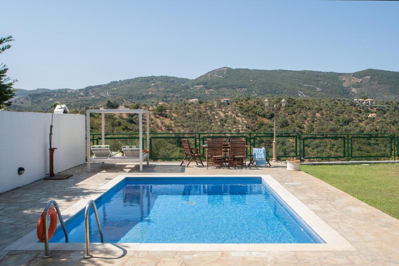 Four Seasons Villas Kalivia  Exterior foto